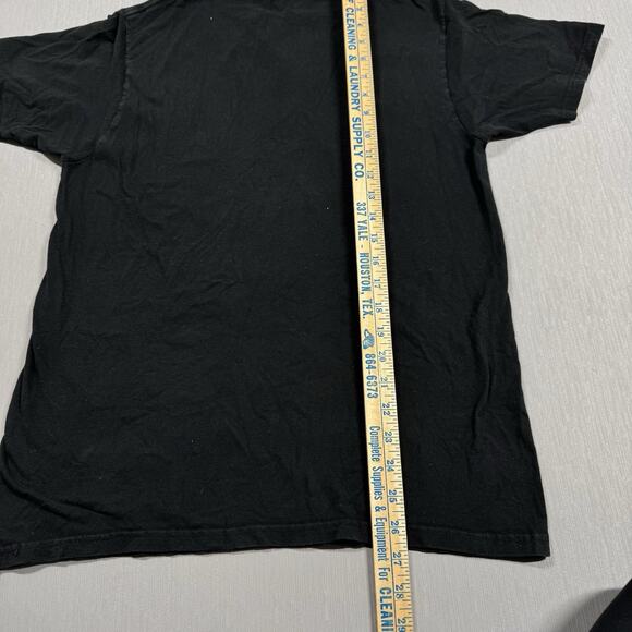 Jaws Shirt Vintage Poster Version Robert Shaw Roy Scheider Quint Sz Medium - Picture 5 of 5